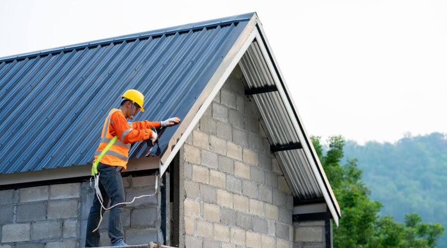 Expert Emergency Roof Repairs services in Farmington, WV